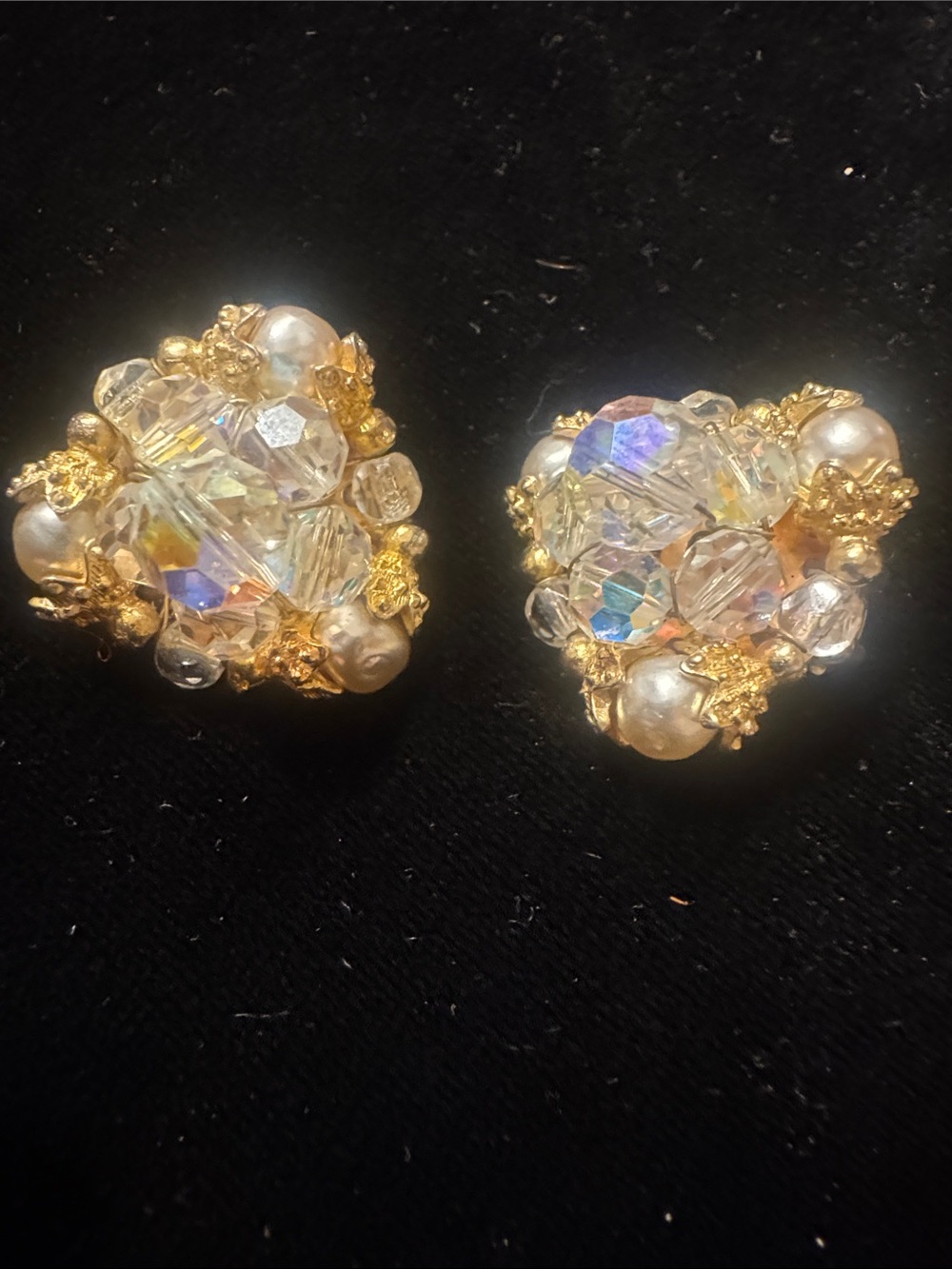 Hattie Carnigie Crystal & Pearl Cluster Earrings - Clear/Gold
